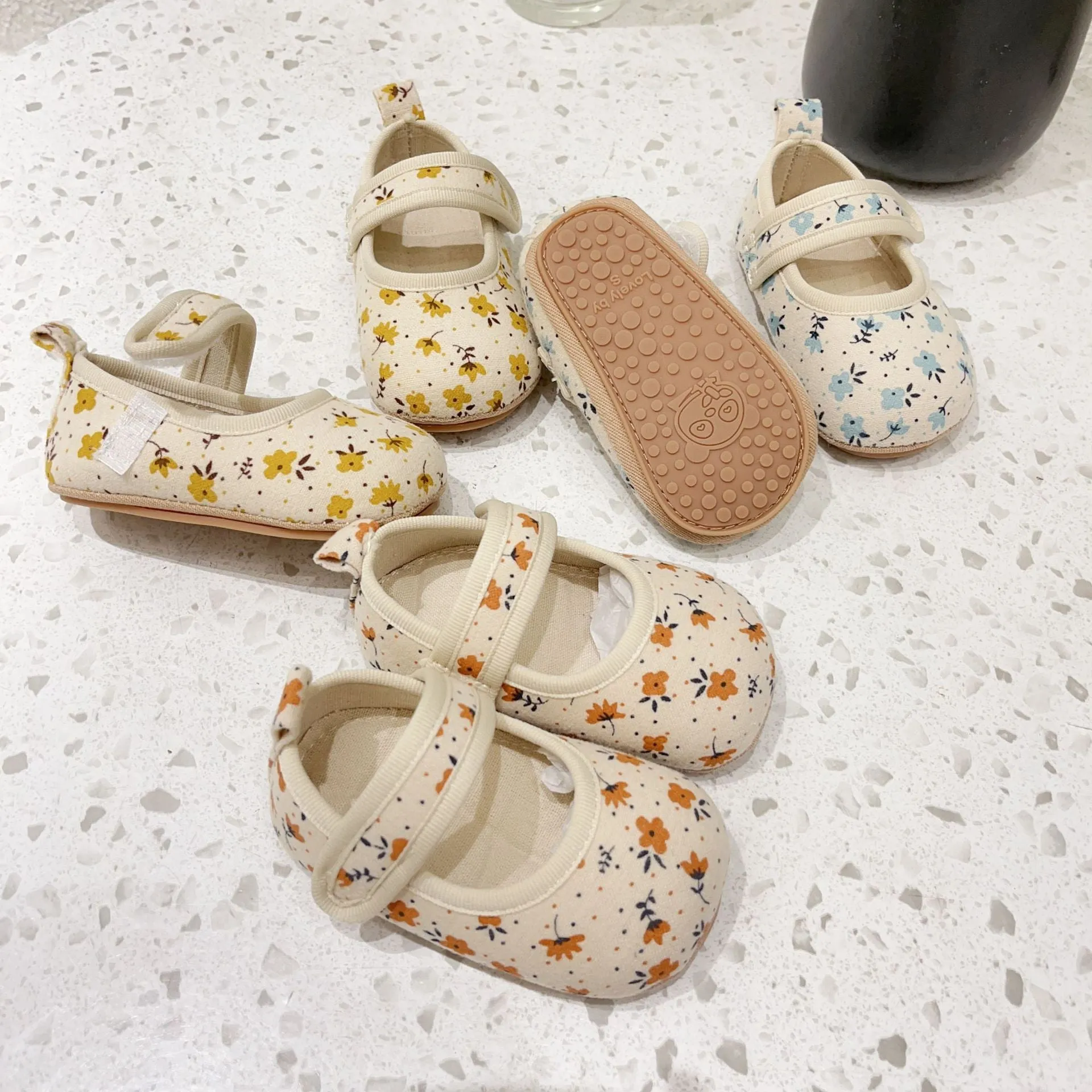 Baby Girls Flower Print Shoes Wholesale 23101955