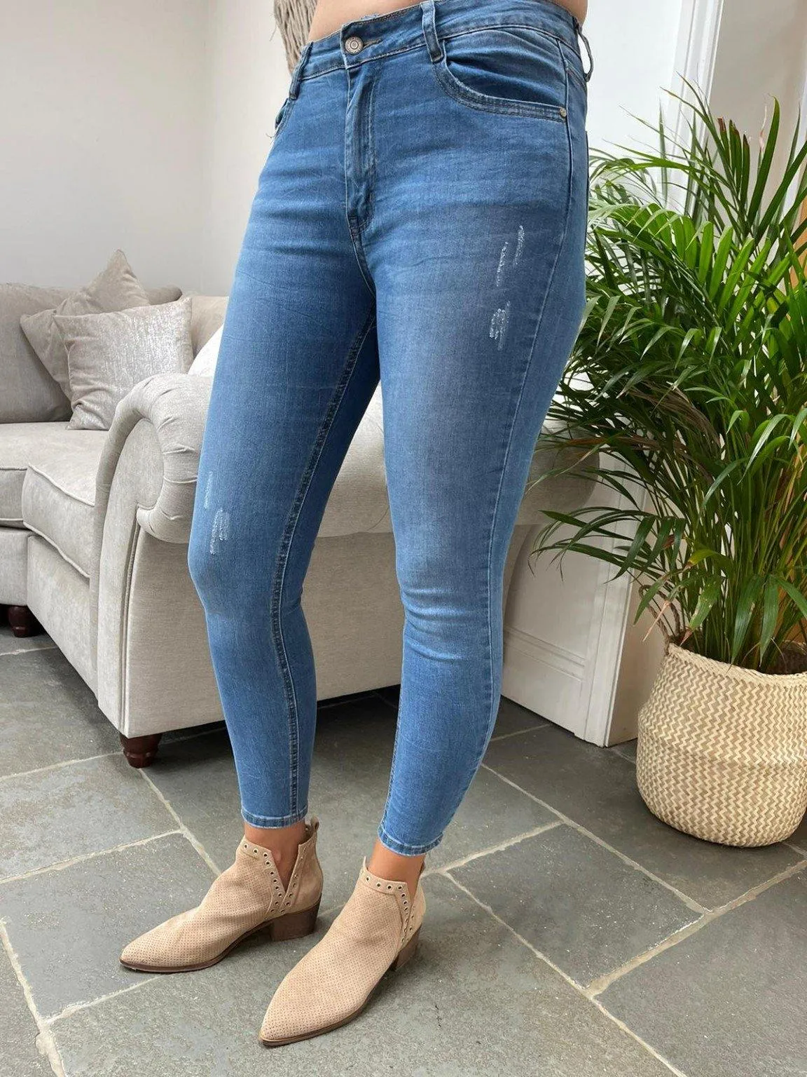 Basic Ankle Grazer Skinny Jeans