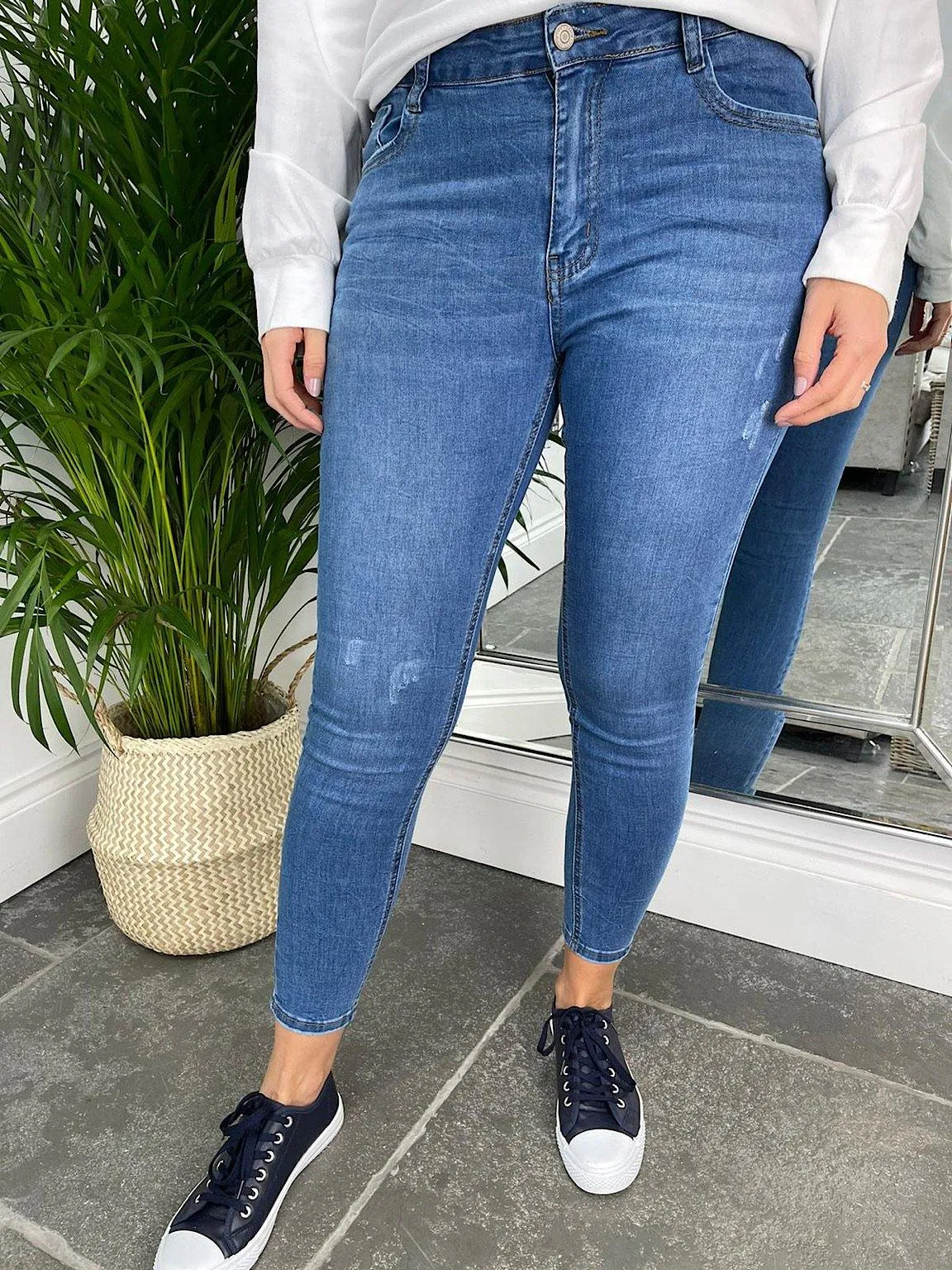 Basic Ankle Grazer Skinny Jeans