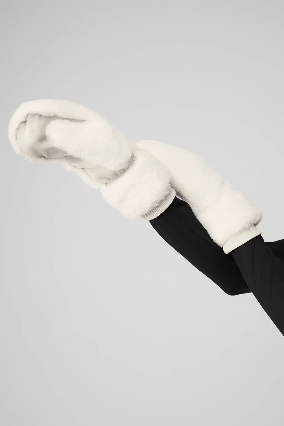 Faux Fur Mittens - Ivory