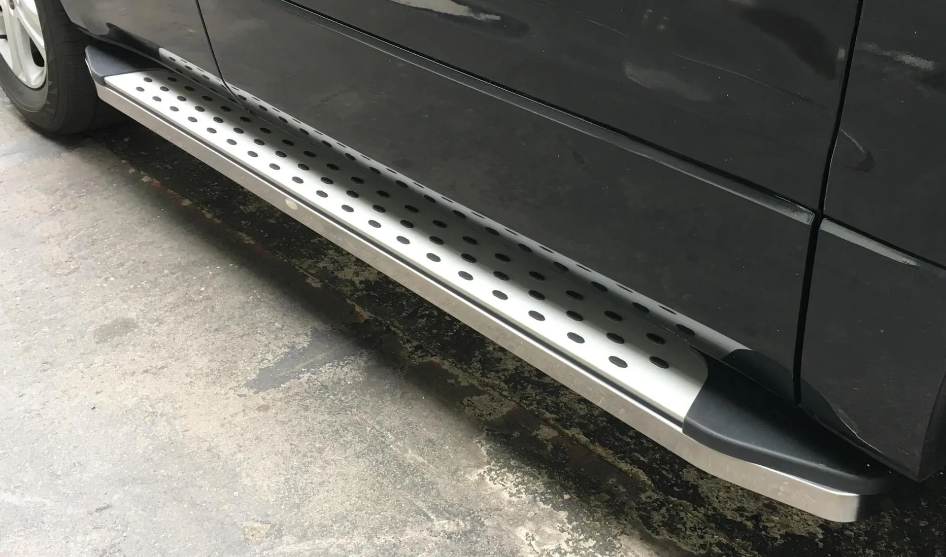 Freedom Side Steps Running Boards for Suzuki Vitara 2016+