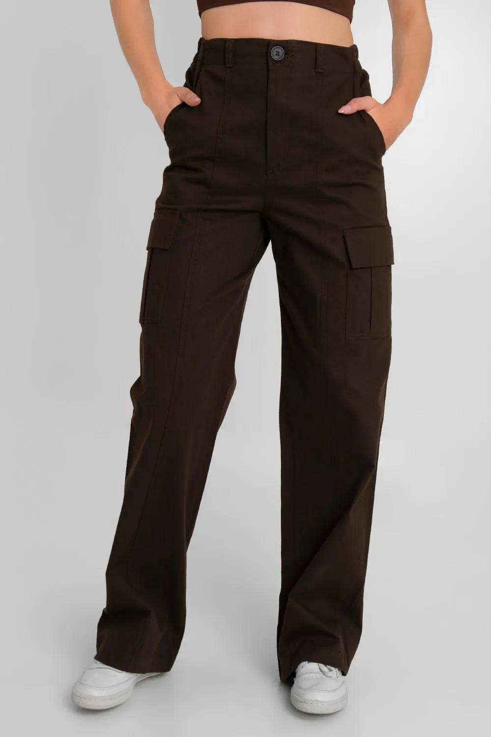 Pantalón cargo de fit wide leg con raya