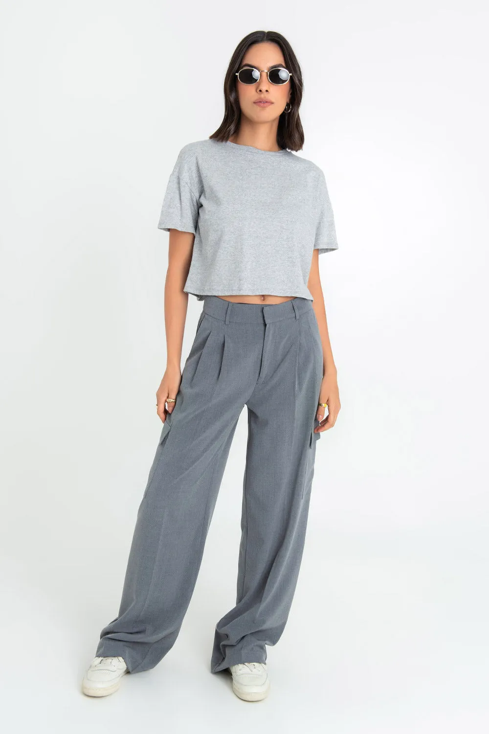 Pantalón cargo wide leg con raya