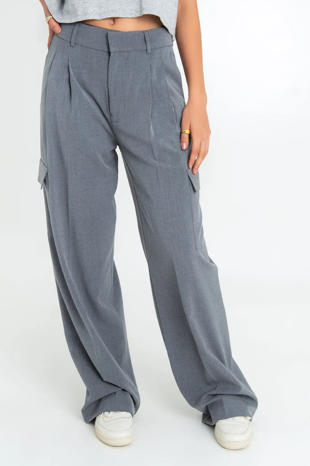 Pantalón cargo wide leg con raya