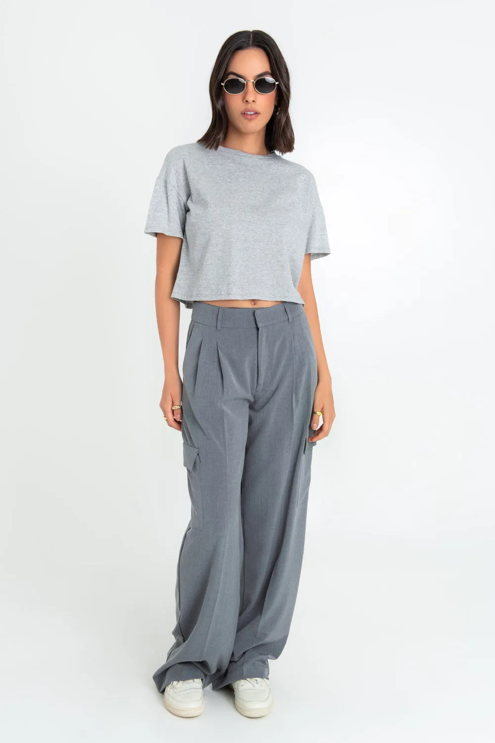 Pantalón cargo wide leg con raya