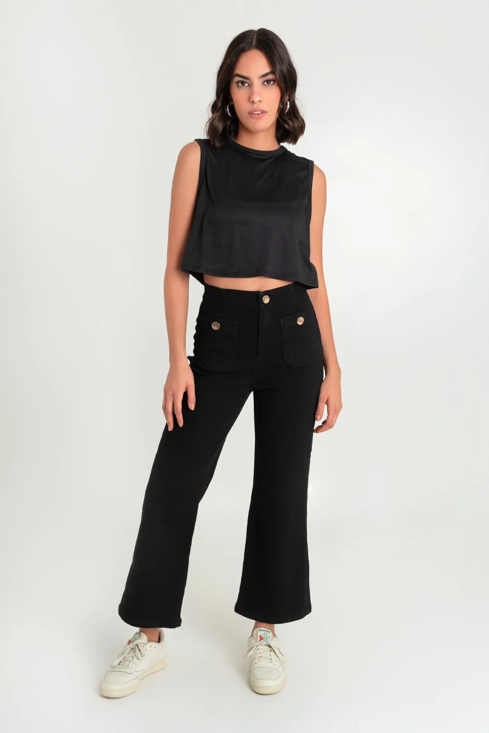 Pantalón cropped flare cintura alta con pinzas