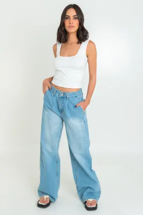 Pantalón de denim wide leg con pinzas