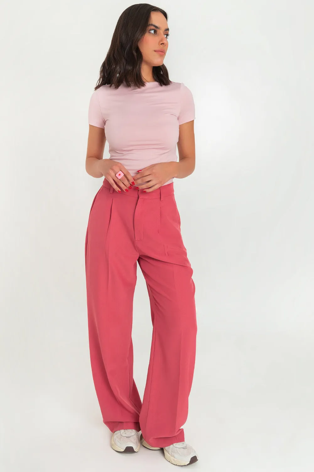 Pantalón wide leg fit tiro alto con pinzas