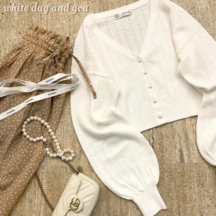 “PEARL AND YOU” WHITE KNIT cardigan BY41111