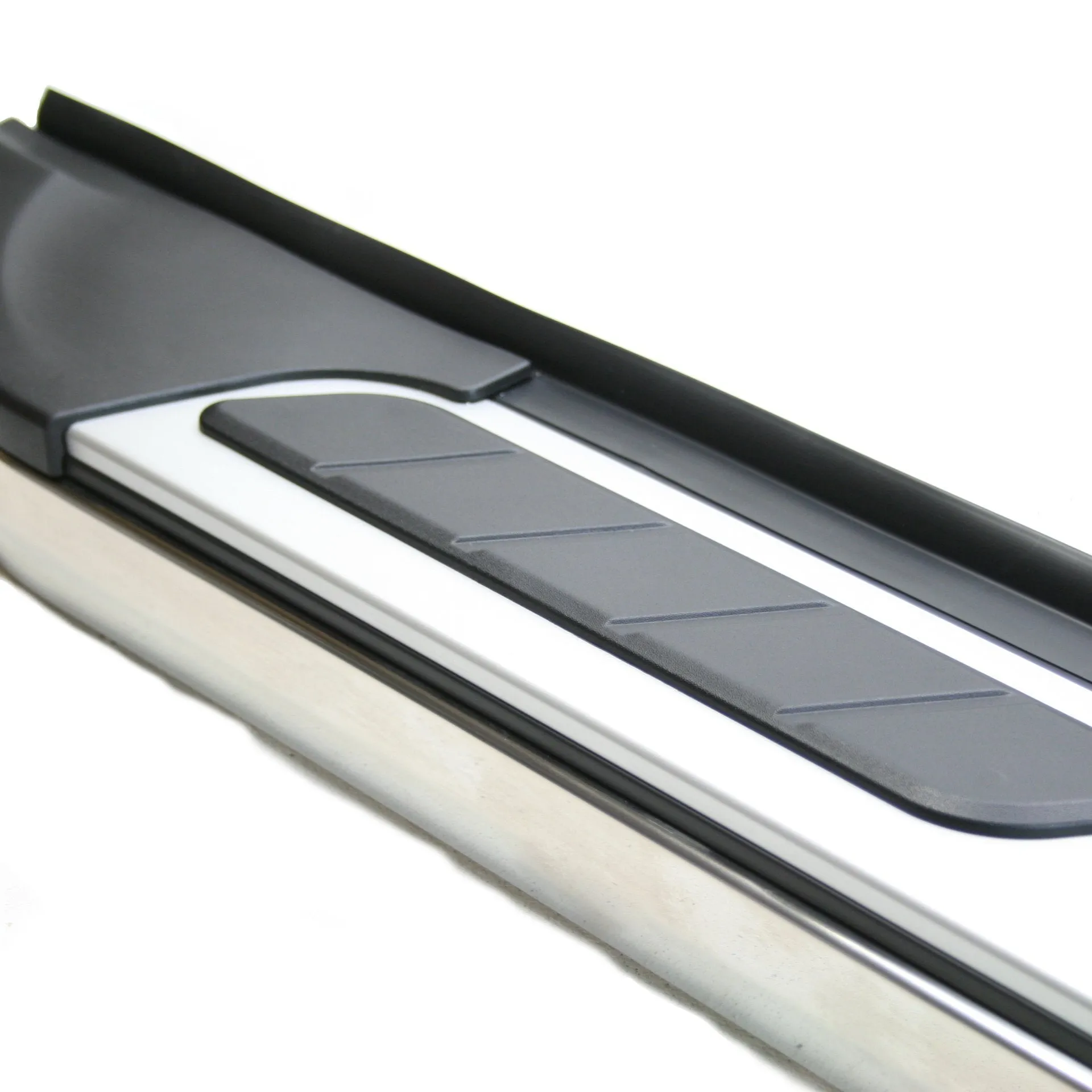 Suburban Side Steps Running Boards for Porsche Cayenne 2002-2007